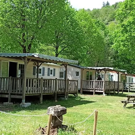Camping Le Pre Coulet Saint-Pierreville