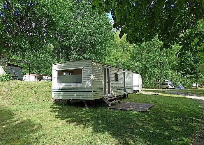 Le Pre Coulet Camping Saint-Pierreville