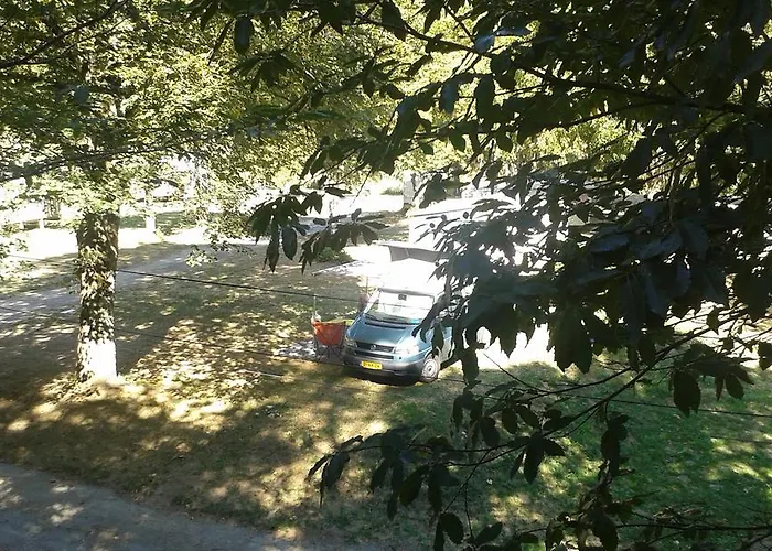 Camping Le Pre Coulet 2*