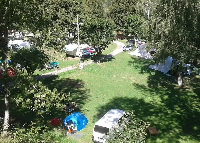 Camping Le Pre Coulet 2*